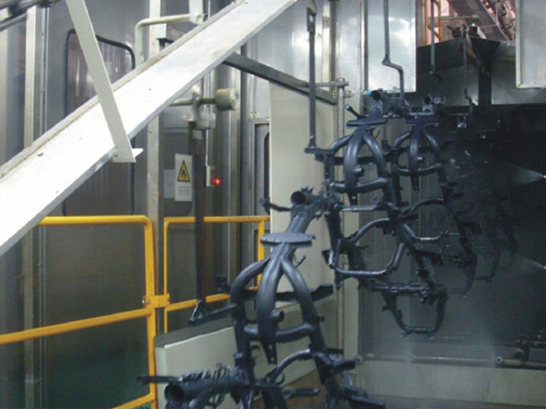 电泳加工现场